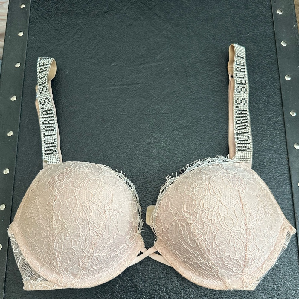 Bombshell VS Bra